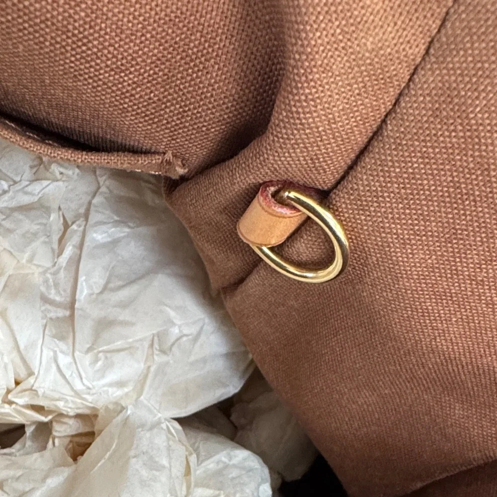 Louis Vuitton Brown Monogram Shoulder Bag - Picture 16 of 16